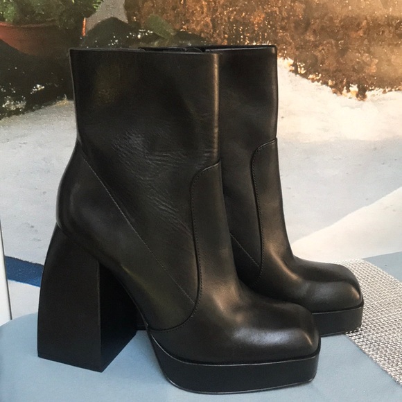 Steve Madden Shoes - Steve Madden heeled boots